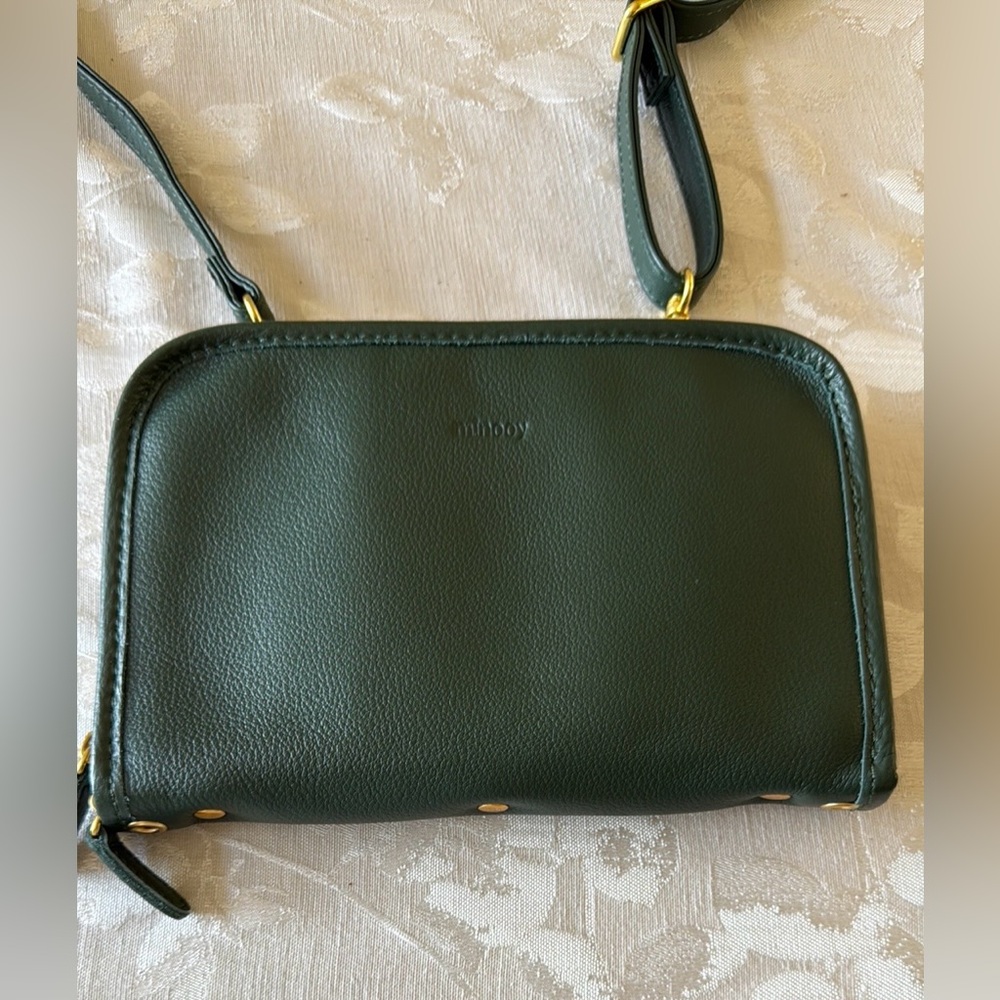 Minooy leather crossbody